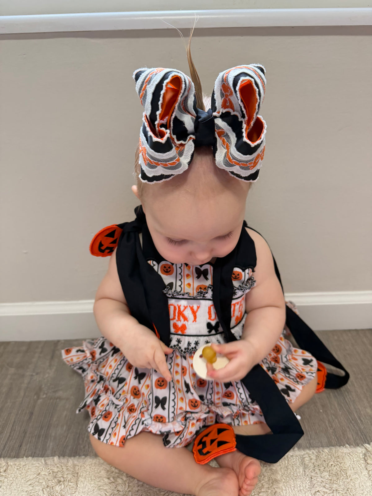 Orange Bow Lace Bow