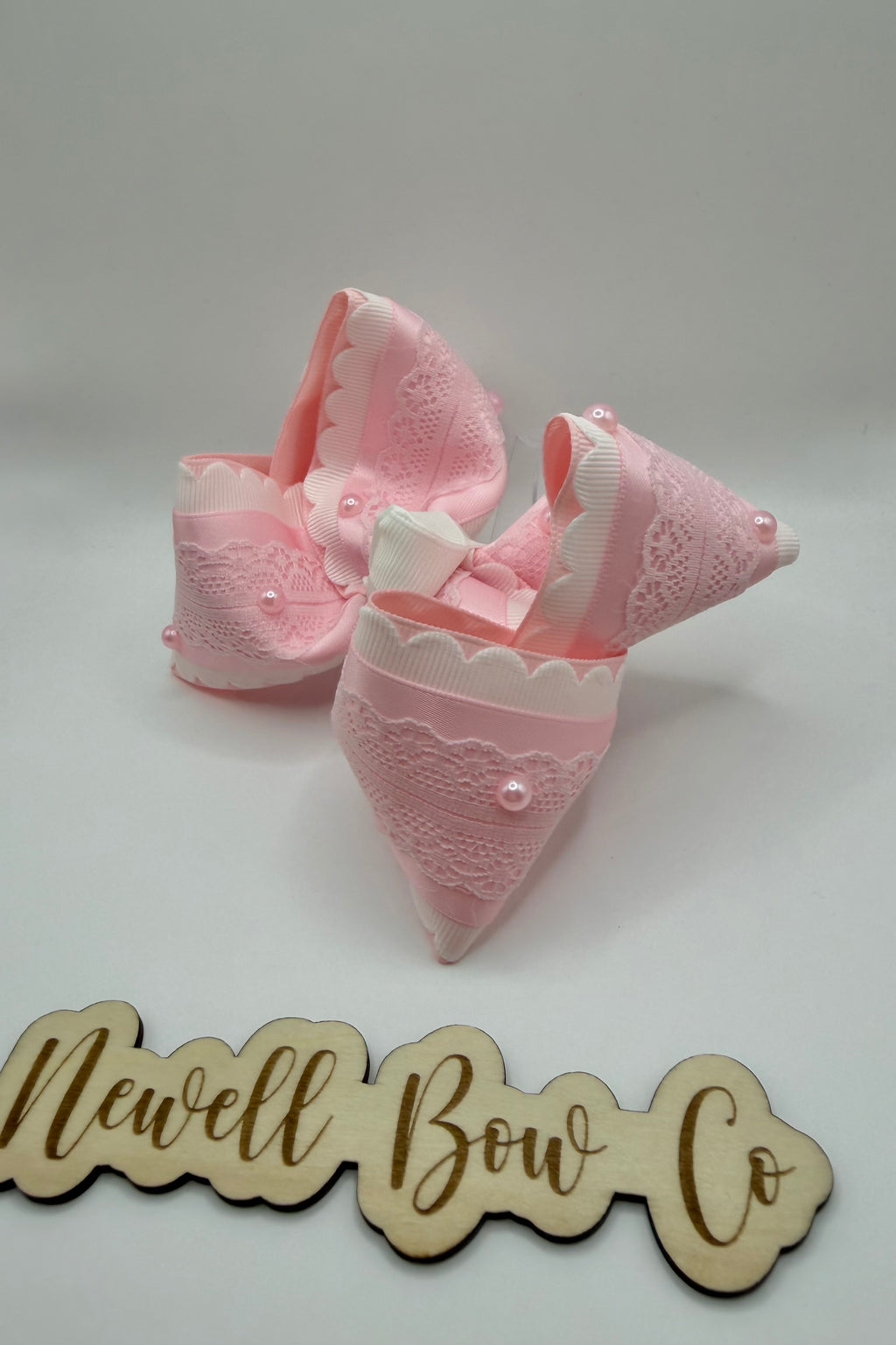 Pink Pearl Bow
