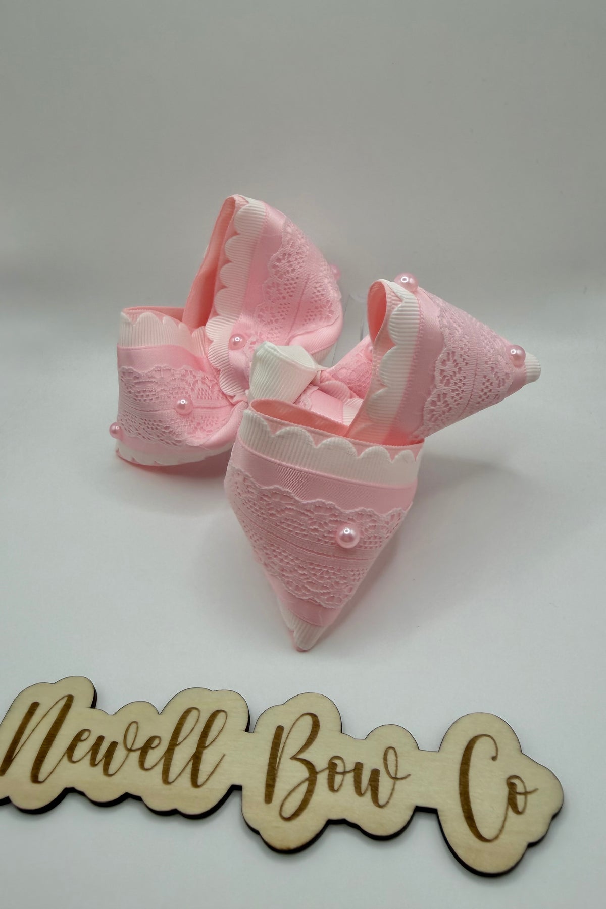 Pink Pearl Bow
