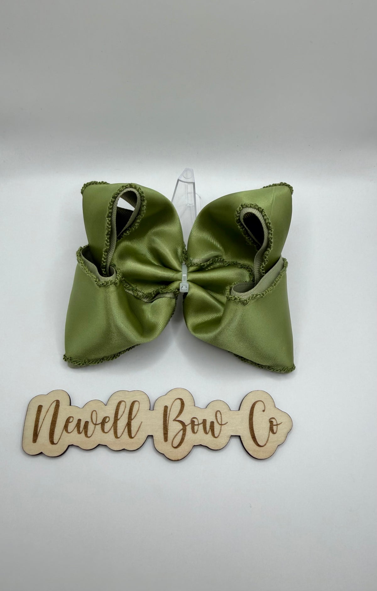 RTS 4.5 Inch Green Satin moon stitch bow
