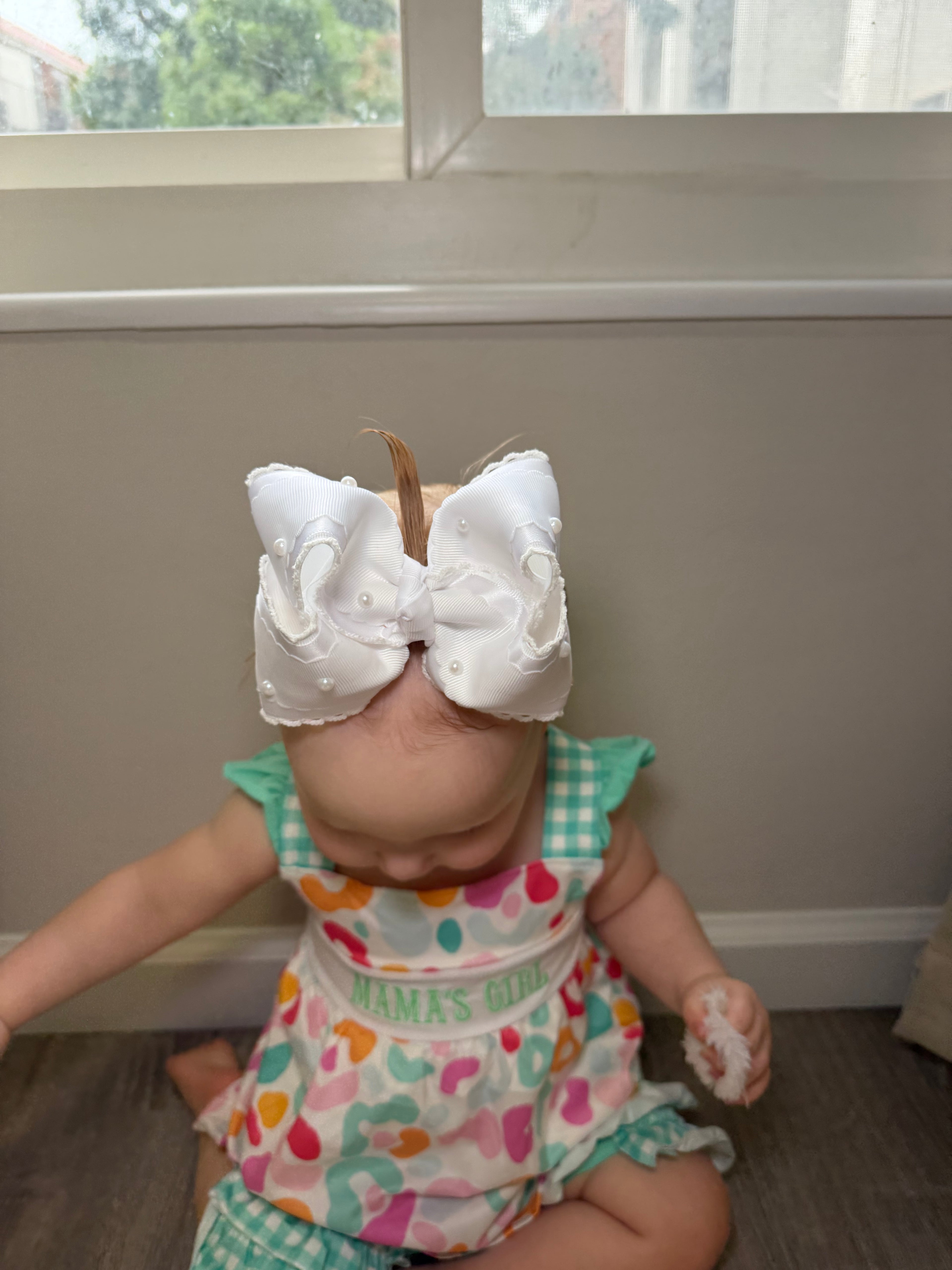 White Pearl Bow