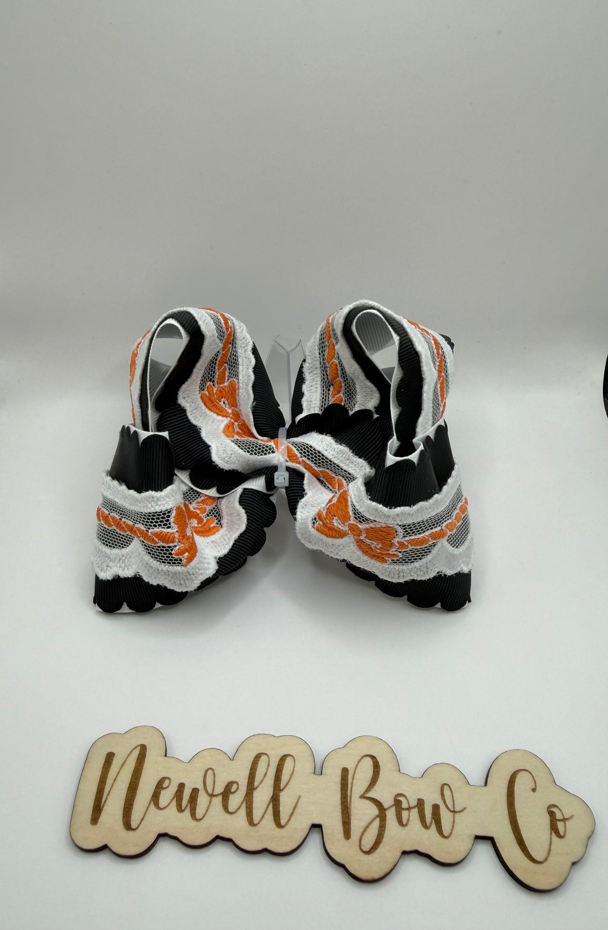 RTS 4.5inch custom lace bow