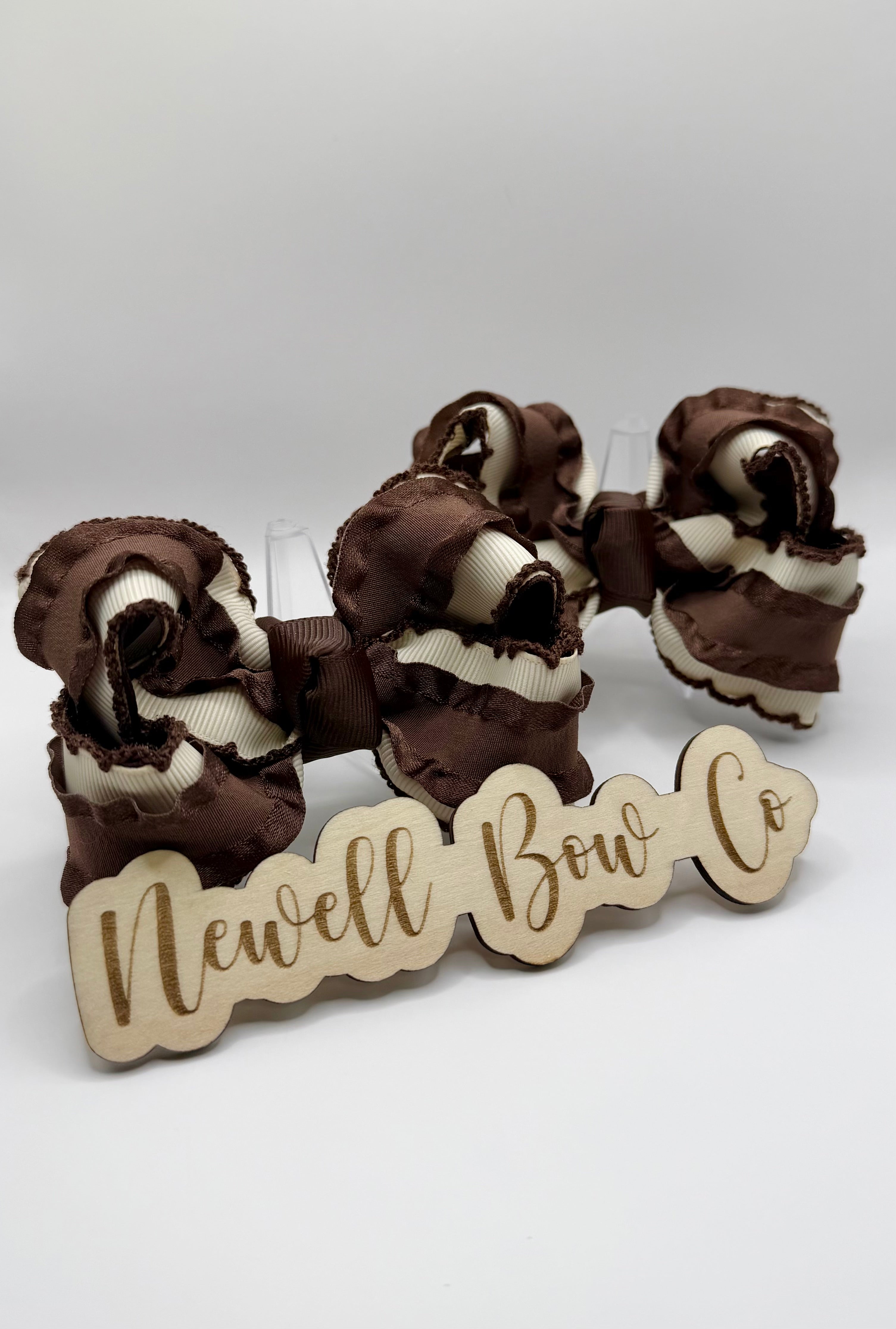 Brown Ruffle Piggies Set