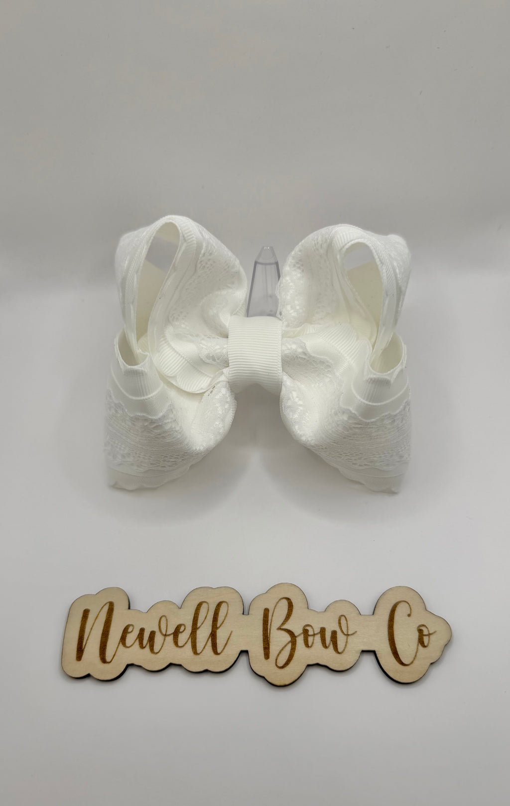 White Bow for Interchangeable Patches (flat knot)