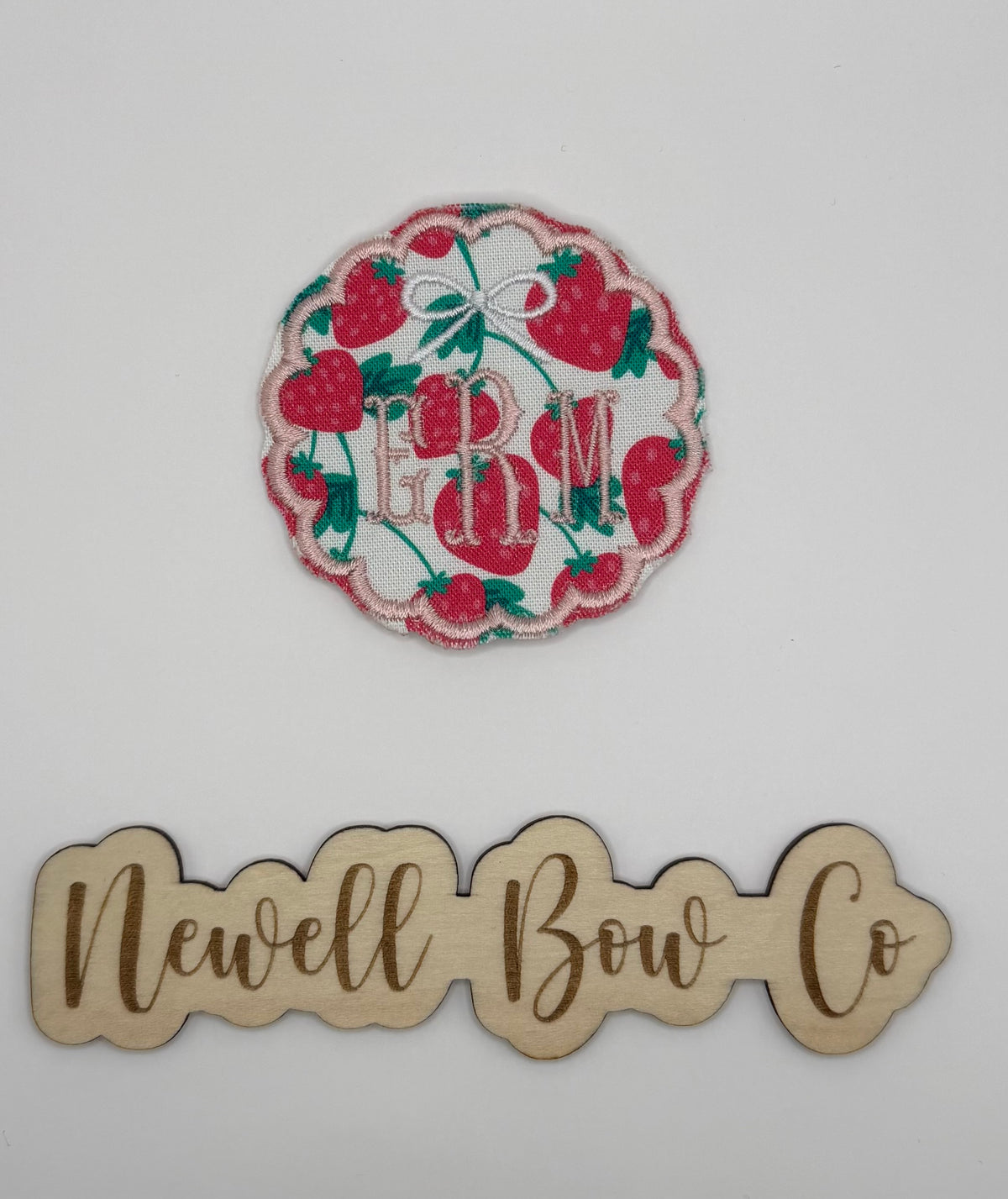 Fishtail monogram interchangeable patch
